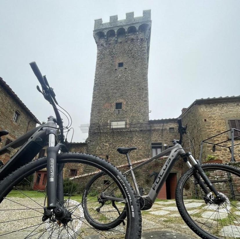 ホテル Castello Di Gargonza モンテ・サン・サヴィーノ エクステリア 写真